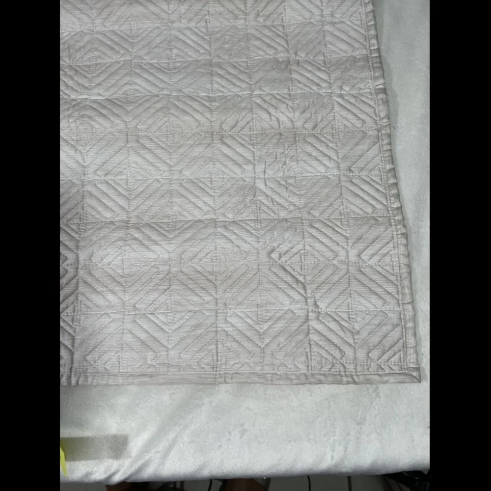 NEW Hotel Collection Woodrose Quilted‎ 1 Euro Sham